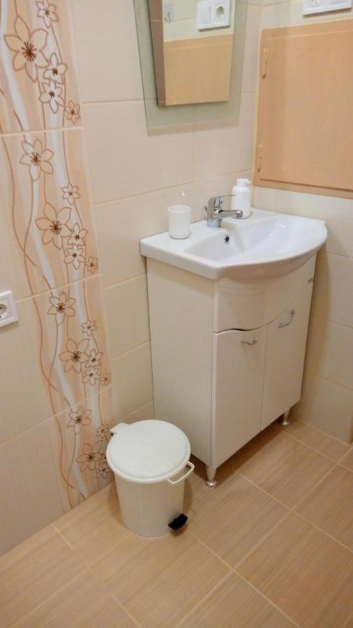City Lights Apartman Кестхей Экстерьер фото