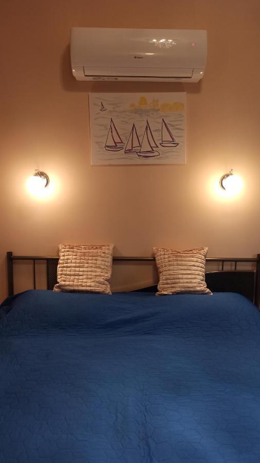 City Lights Apartman Кестхей Экстерьер фото